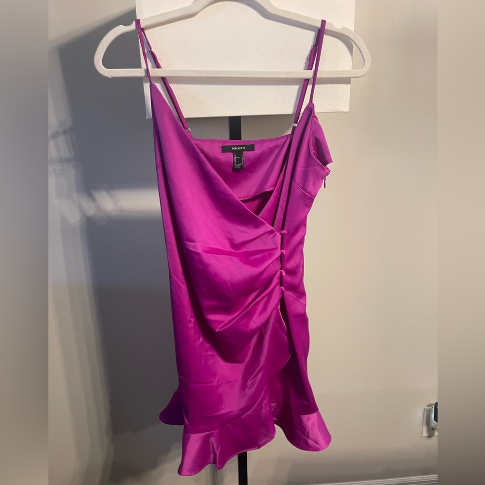 Forever 21 satin mini dress size small